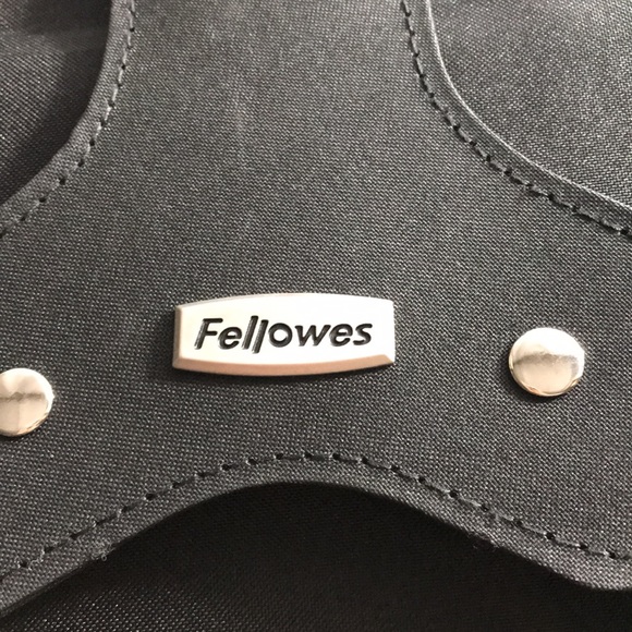 Fellowes Chair 15" Back Support Black Pad Model 80376 Triangle Shape - Picture 5 of 8